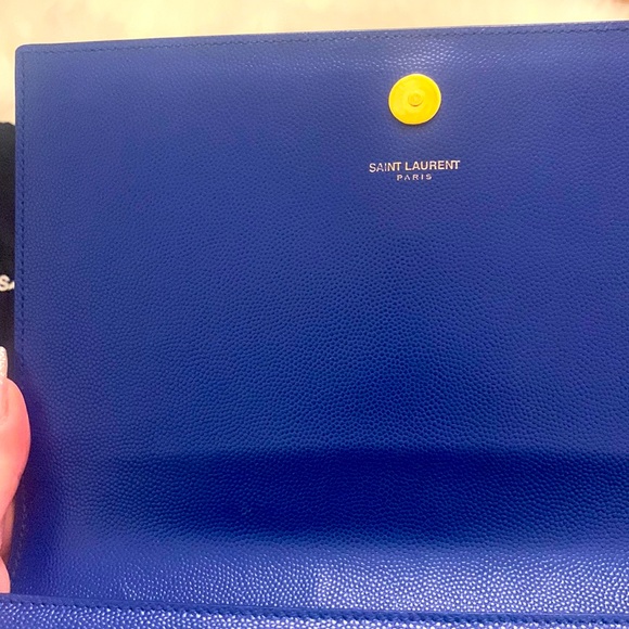 Small YSL textured leather clutch - Picture 2 of 11